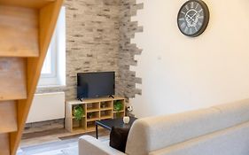 T2 Contemporain Idealement Situe